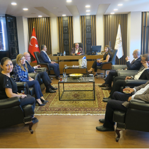 Halk Bankası Ankara Bölge Koordinatörü ve Beraberindeki Heyet Başkanımız Sn Yahya TOPLU’yu makamında ziyaret ettiler…