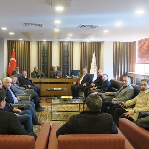 AK Parti Polatlı İlçe Başkanı Sn İlhami TEKE ve Beraberindeki Heyet Başkanımız Sn Yahya TOPLU’yu Makamında Ziyaret Ettiler…