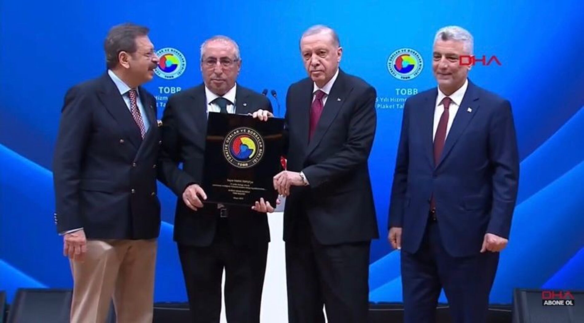 TOBB 2025 Yılı Hizmet Şeref Belgesi ve Plaket Takdim Töreni, Cumhurbaşkanı Recep Tayyip Erdoğan’ın Katılımıyla Gerçekleştirildi…