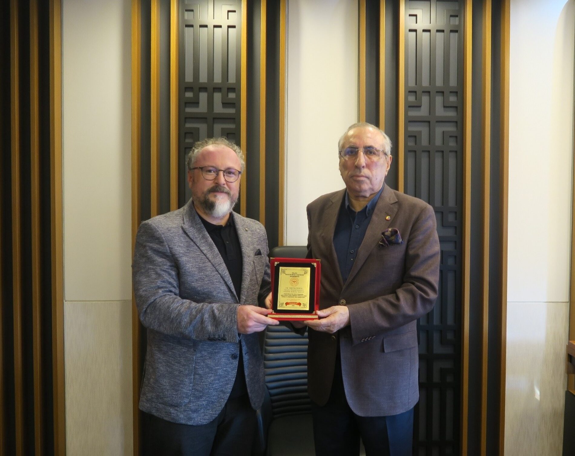 DUATEPE DEVLET HASTANESİ BAŞHEKİMİ Op. Dr. CEMALETTİN KUNAT’tan BAŞKANIMIZ Sn YAHYA TOPLU’ya ZİYARET…